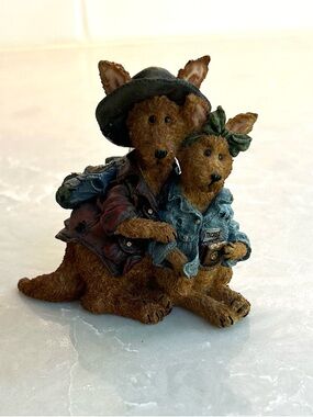 Boyds Bears  "Joey and Alice Outback... the Trekkers" figurine